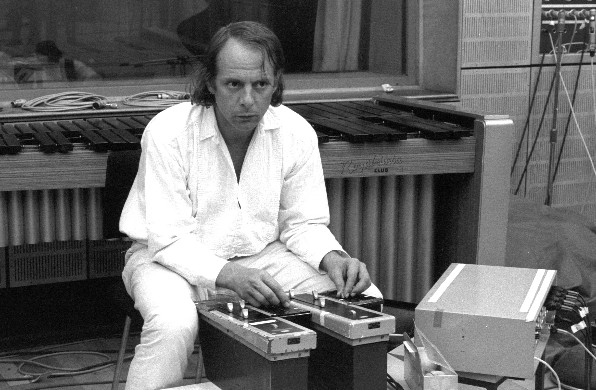 Karlheinz Stockhausen at the WDR studio in Cologne, 1971, working with the Maihak W49 filters.
